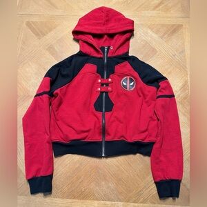 Her Universe Marvel Deadpool & Wolverine Color-Block Girls Crop Hoodie - Size M